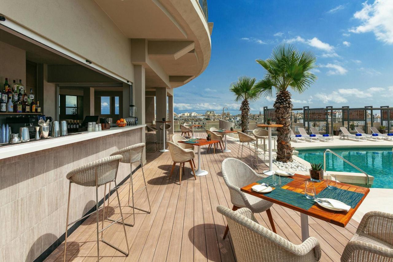 Malta Marriott Resort & Spa Saint Julian's Екстериор снимка The Sky Bar