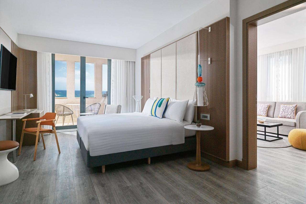 Malta Marriott Resort & Spa Saint Julian's Екстериор снимка Suite